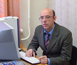 ����������